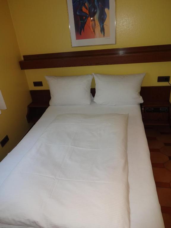 Hotel Ricci Rust Bagian luar foto