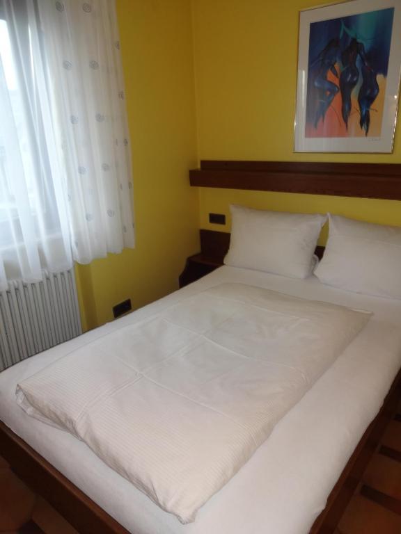 Hotel Ricci Rust Bagian luar foto
